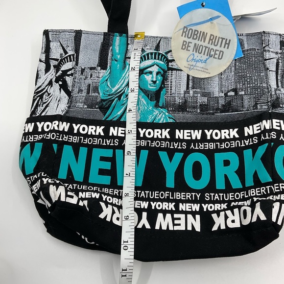 Robin Ruth New York City Graphic Tote Bag - Picture 10 of 11